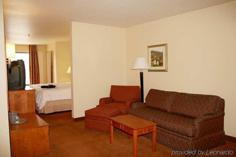 Hampton Inn Champaign/Urbana Zimmer foto
